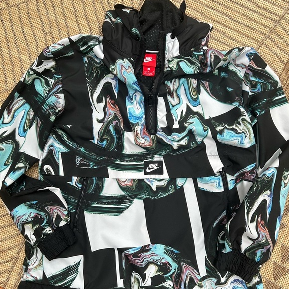 Nike Women’s Black/White Print Half-Zip Hooded Pullover jacket BQ6783-010 SZ M - Picture 1 of 11